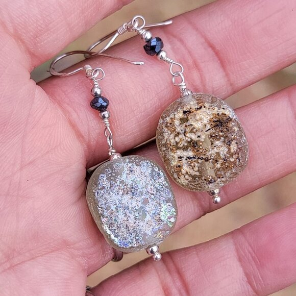 Ancient chunky Roman glass iridescent blue bead 925 sterling silver earrings - Picture 8 of 15